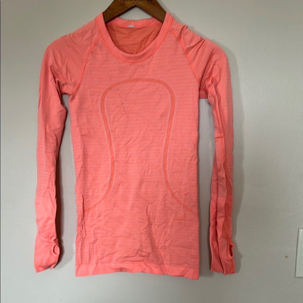 Lululemon long sleeve top